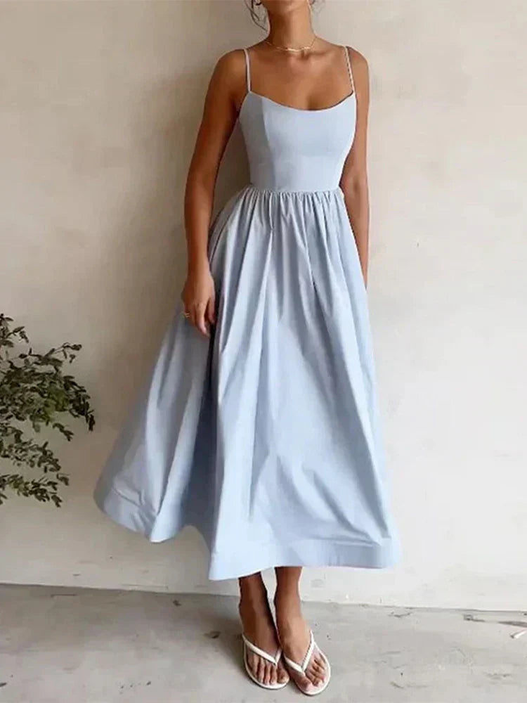 Robe Élégante d'Été | Encolure Flatteuse et Tissu Fluide | Coupe Sculptée pour une Silhouette Sublime